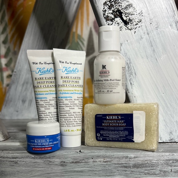 Kiehl’s Travel Size Skincare / Body Scrub Bundle -Free gift with bundle order - Picture 2 of 4